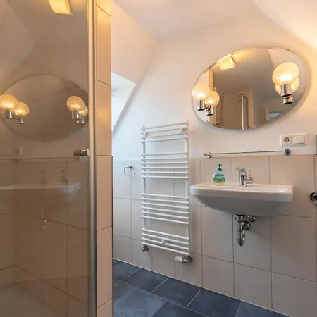 ホームステイ Hus Mattgoot - Private Einzelzimmer Im Dg Und 1 Og *