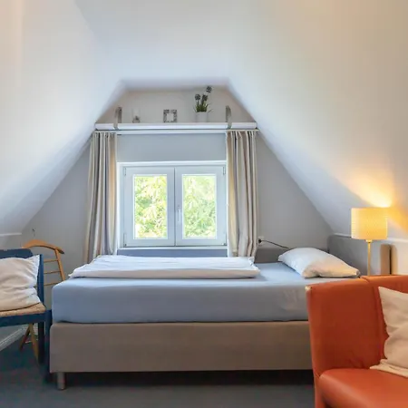 Homestay Hus Mattgoot - Private Einzelzimmer Im Dg Und 1 Og *