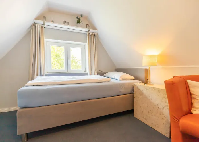 Hus Mattgoot - Private Einzelzimmer Im Dg Und 1 Og Böhl